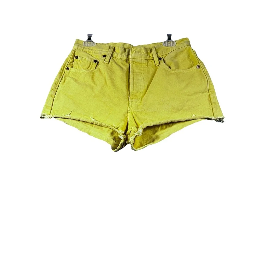 Levi's 501 Yellow High-Rise‎ Denim Shorts | Size 29